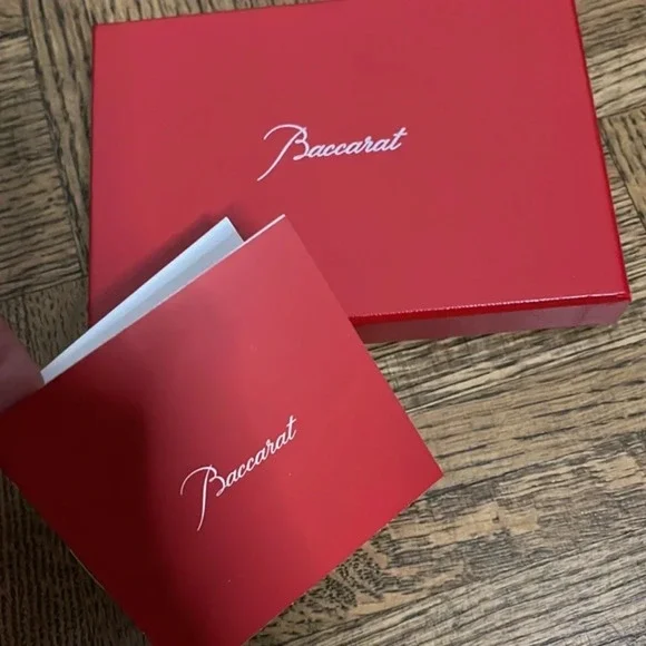 NWT Baccarat Poker Playing Cards ♦️ ♣️ - Picture 4 of 5